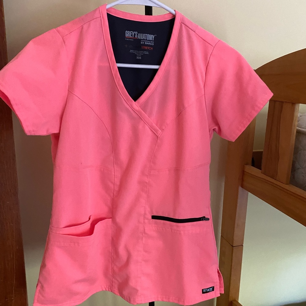 Greys anatomy scrub top